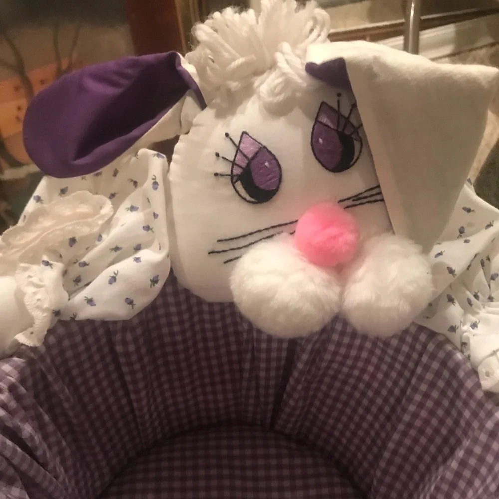 Rare Vintage 1970’s Easter Bunny Rabbit Basket